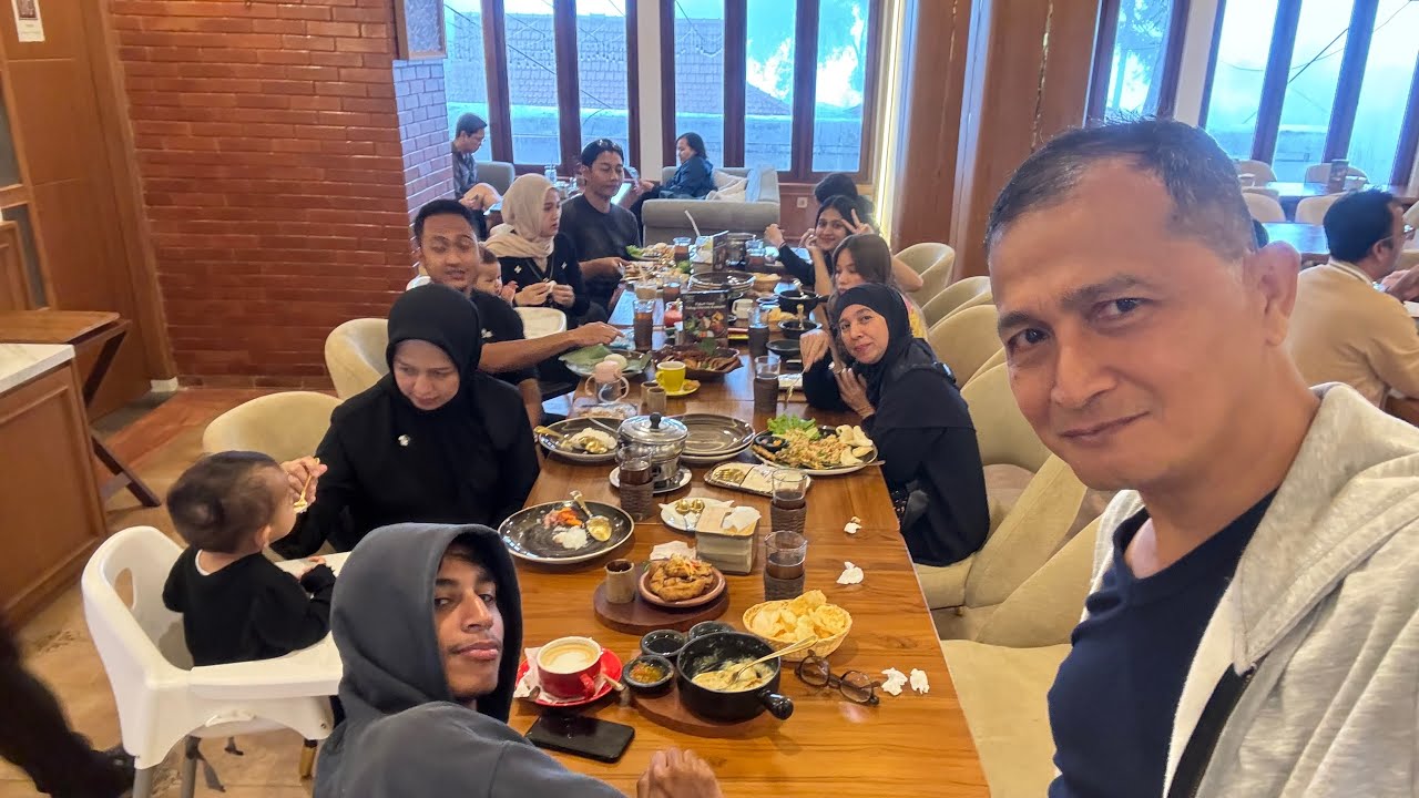 Family team