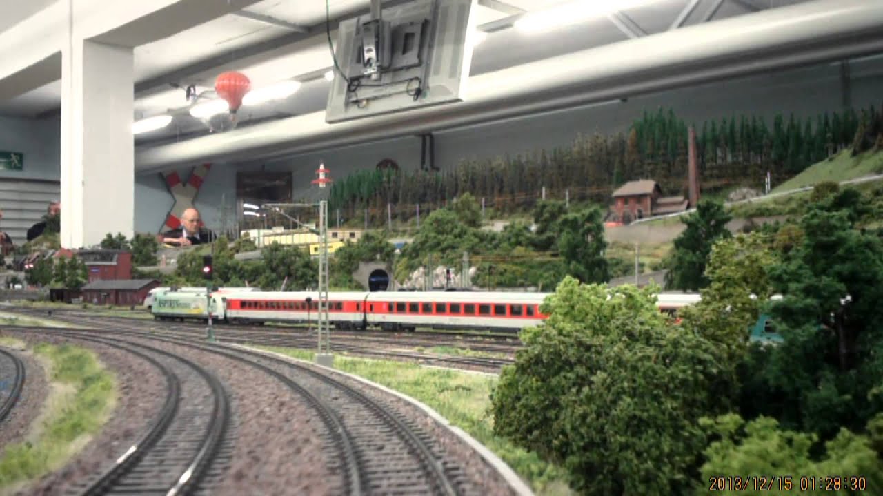 Video Fahrt auf der Modellbahnanlage des Modelleisenbahnclub Landshut Bayern