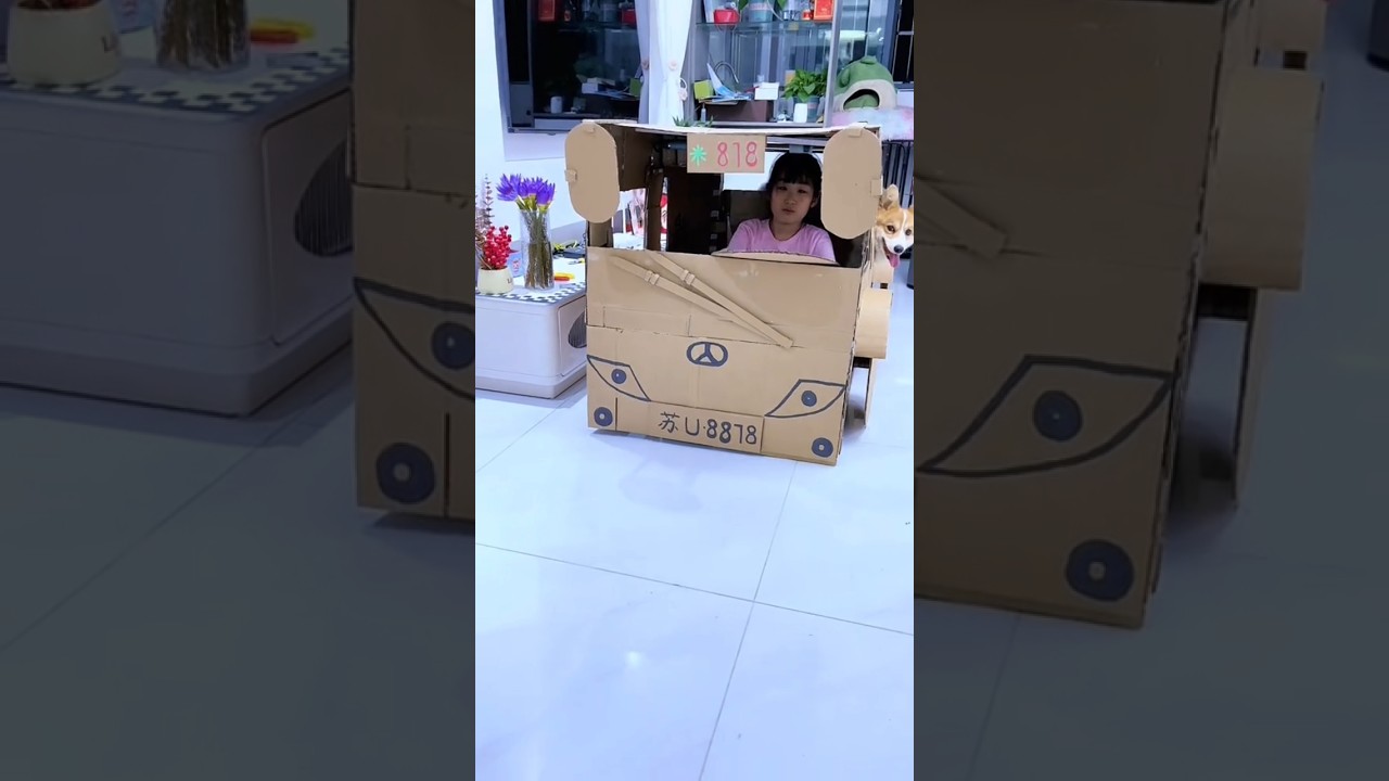 Cardboard bus with doggy passengers😂 #shorts_#shortsfeed_#cardboard_