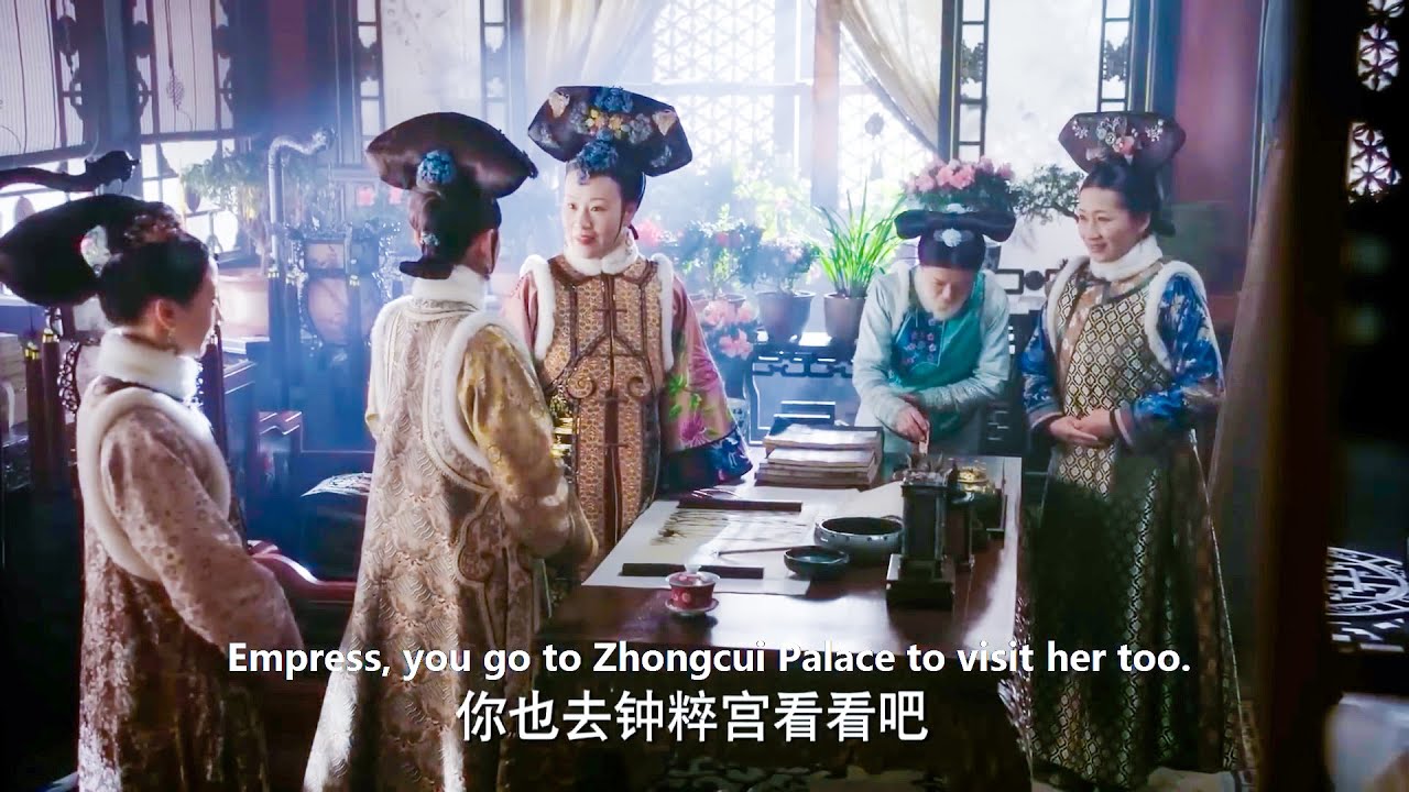 甄嬛故意讓皇后目睹一家三口的幸福場景，氣得她瘋狂吃補藥，只為拼個嫡子！
