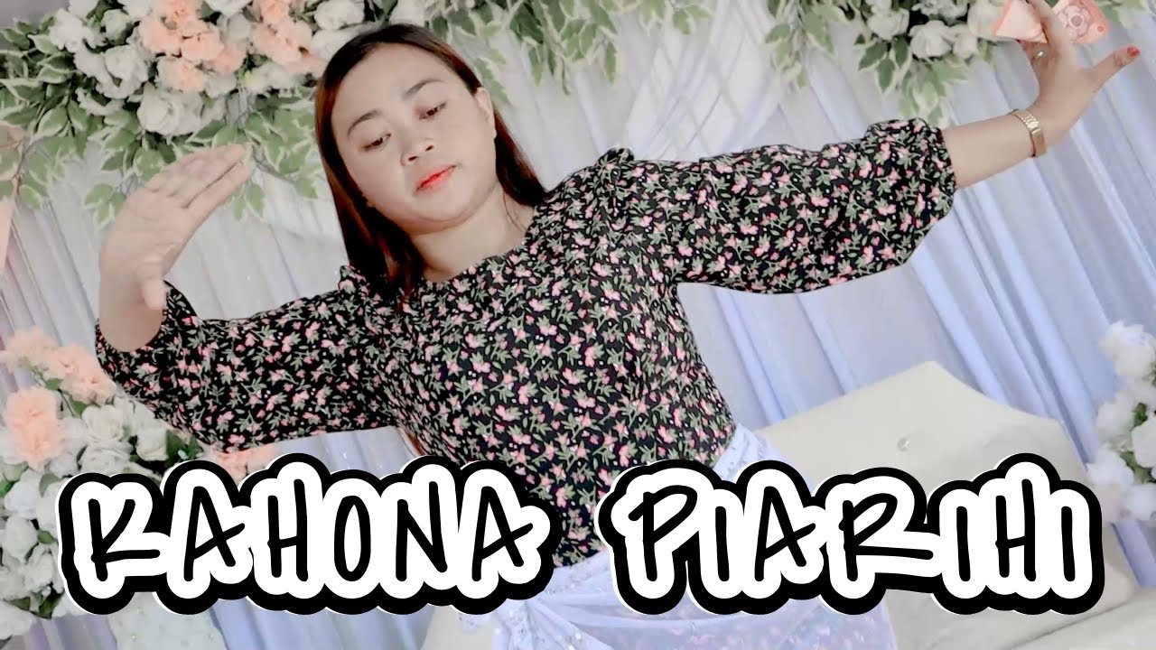 Kahona Piarihi Perform By Indah Ray