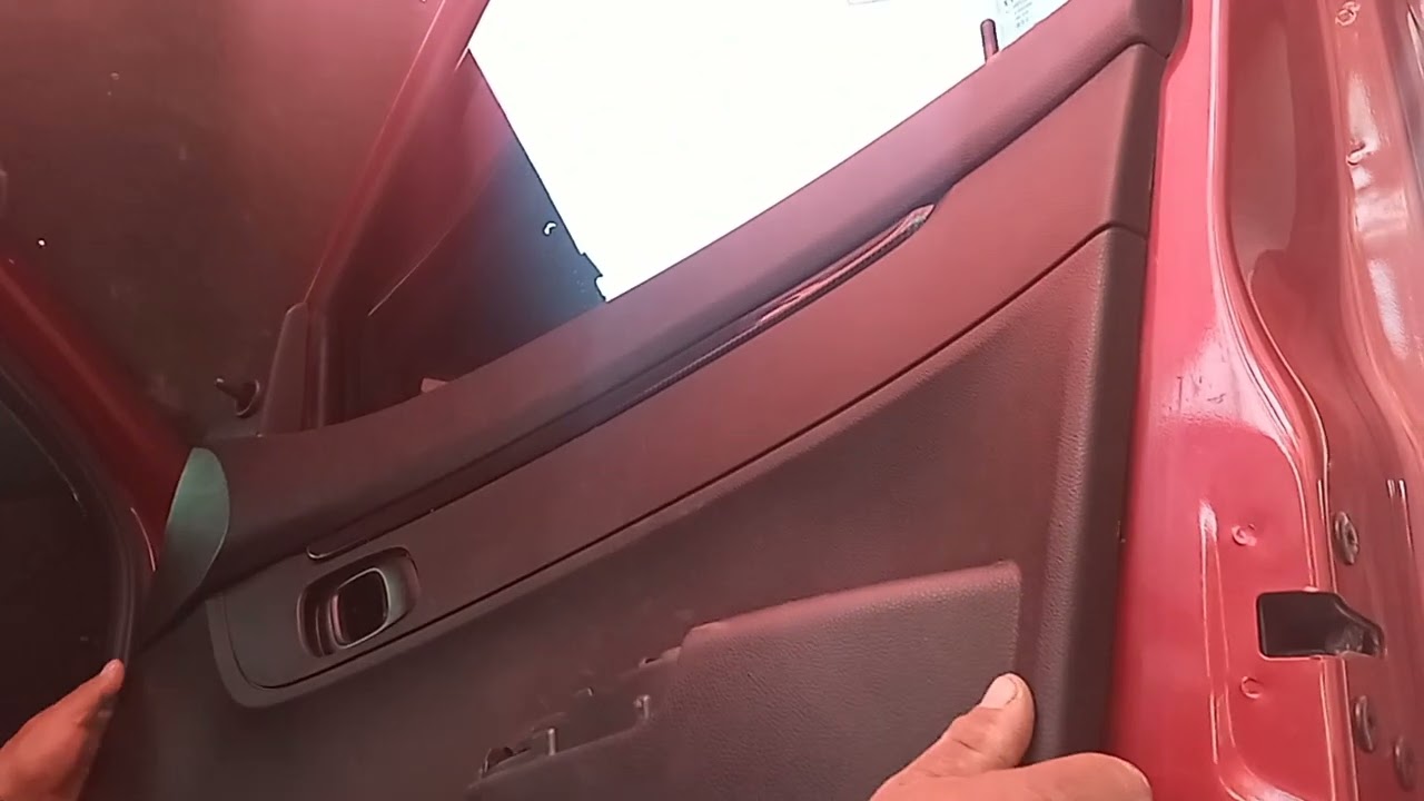 como desmontar tapa delantera de renuol kwid 2020