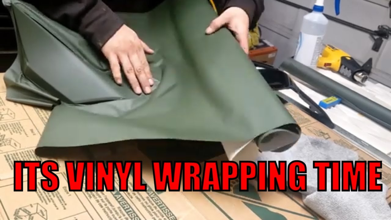 VINYL WRAPPING MY YAMAHA FZ07 Mt 07 TO MATCH MY DODGE RAM 1500