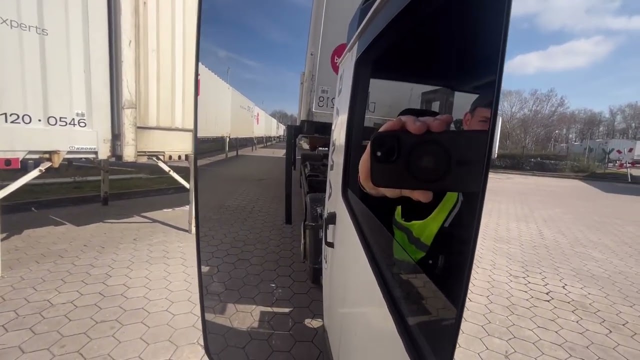 Kulisy pracy z KAMAG! Jak wygląda zmiana kontenerów? 🚛📦