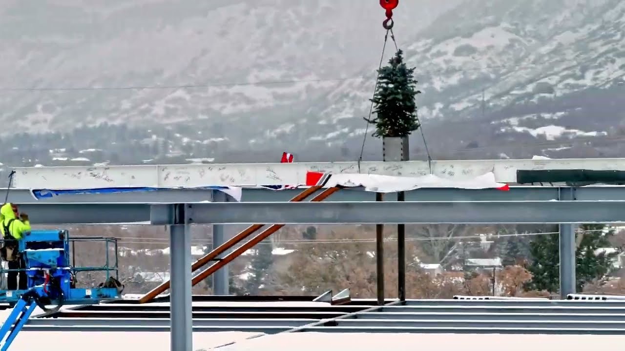 GWCU CO - Topping out