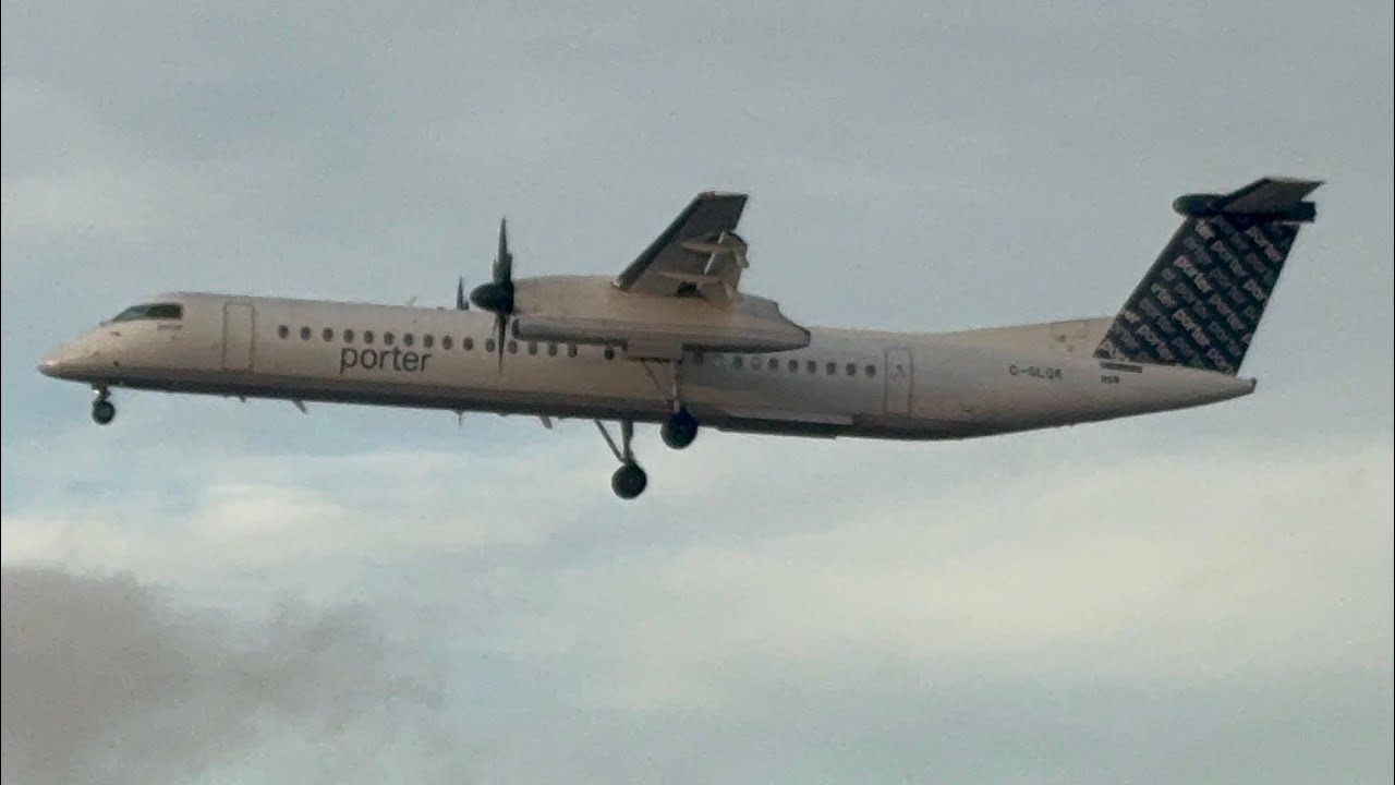 Porter Airlines De Havilland Canada Dash 8-400 Aborted Landing in St. John's (YYT/CYYT)