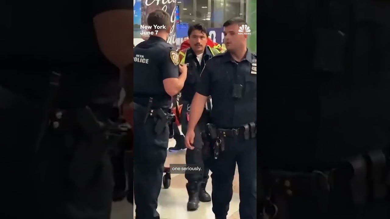 Six people stabbed at New York's Penn Station