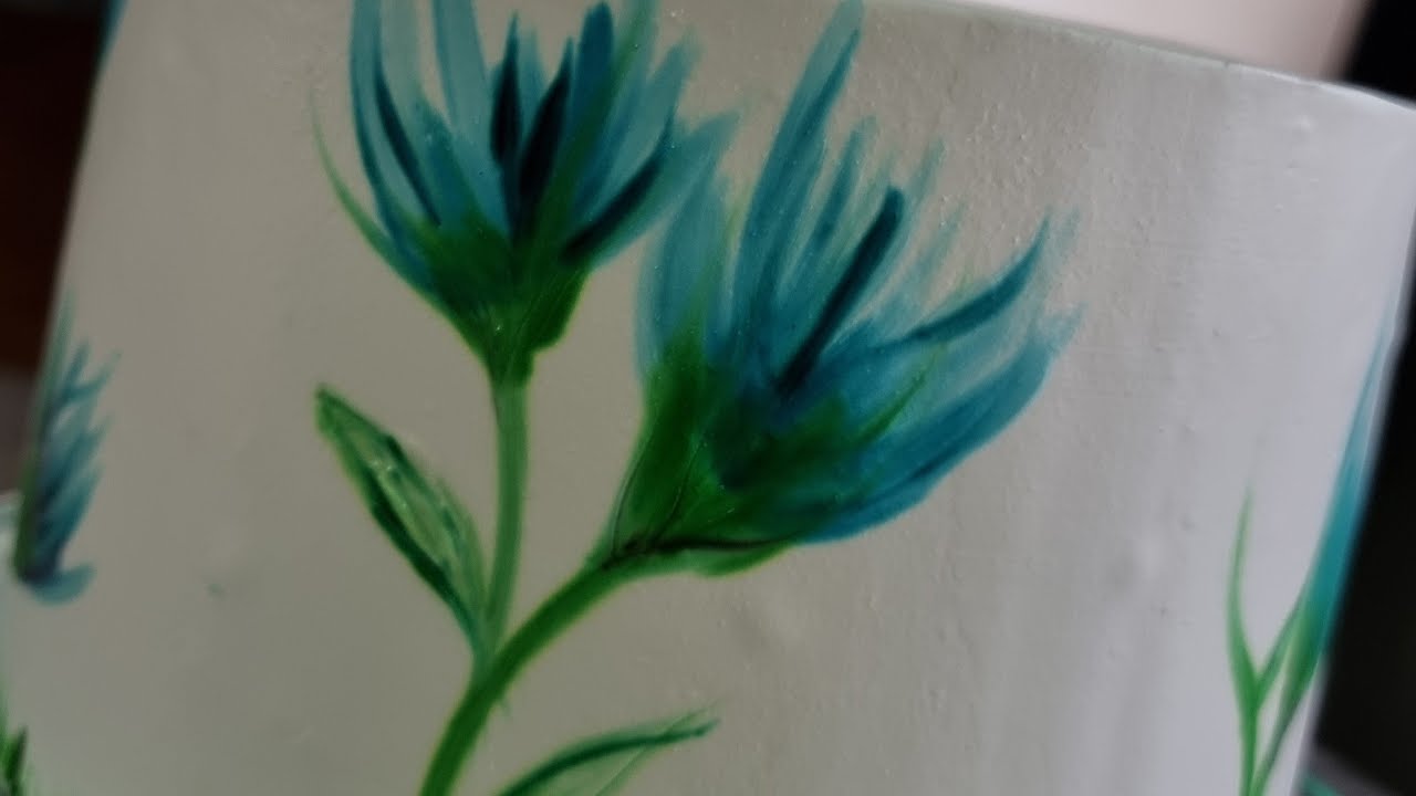 BOLO DECORADO COM PINTURA AQUARELADA