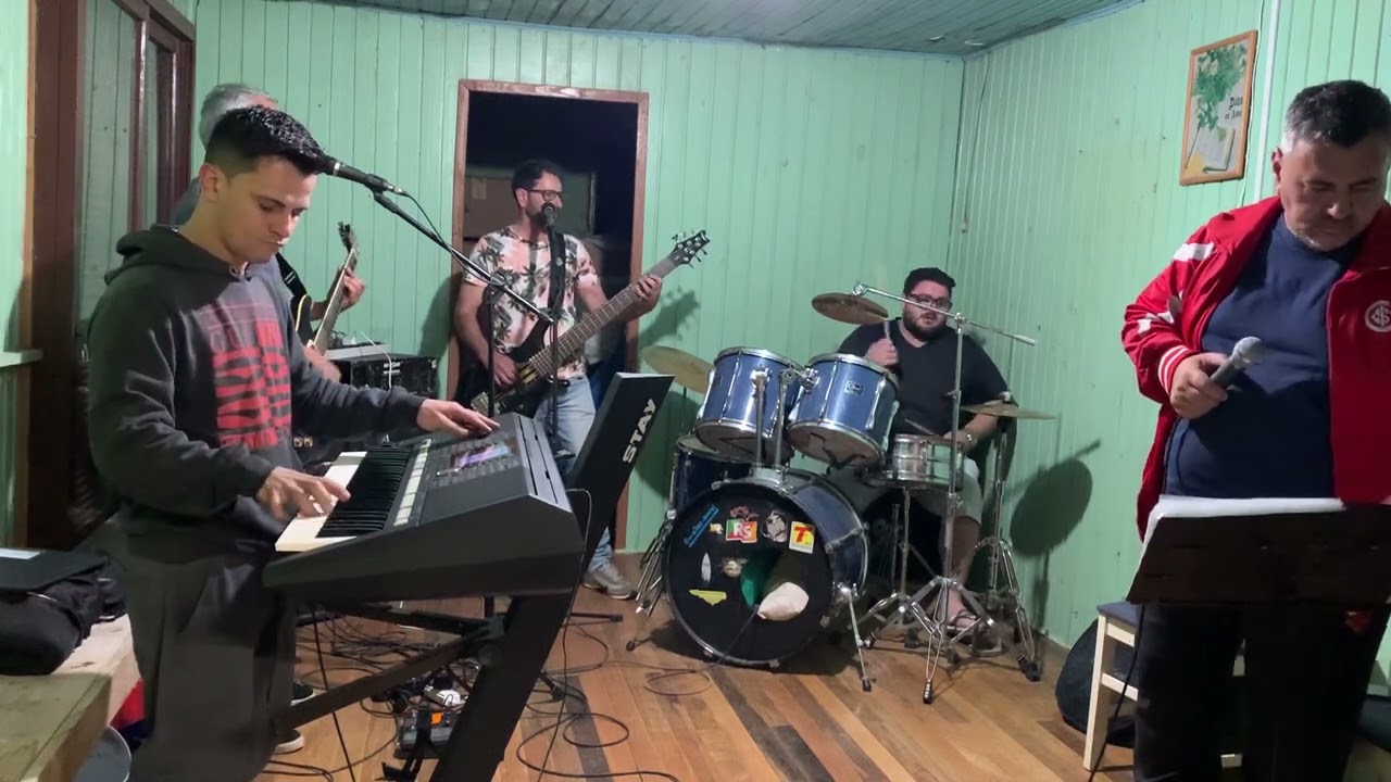 Menina da Aldeia Ensaio Banda Recordações