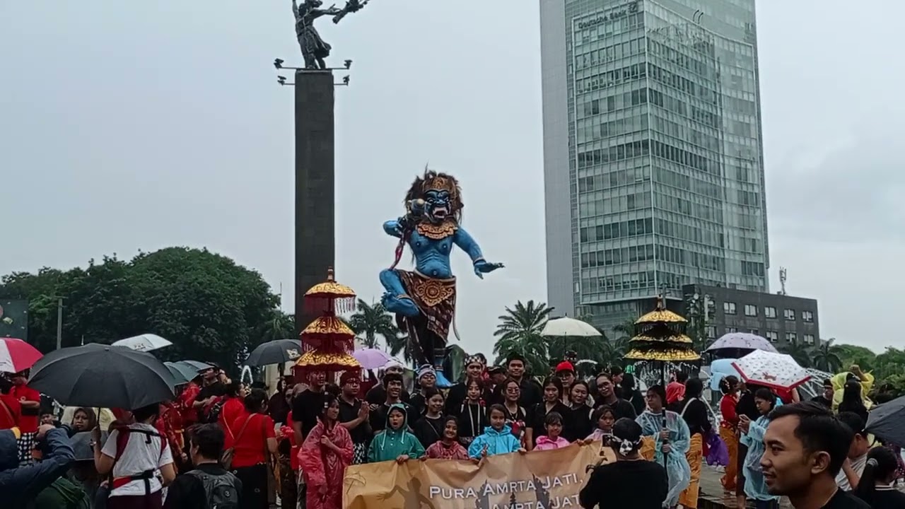 Pawai Ogoh-Ogoh Gelar Budaya di Car Free Day Bundaran HI 