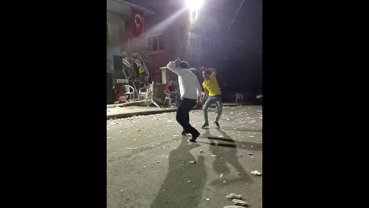 Kütahya da gençlerin ilginç oynaması