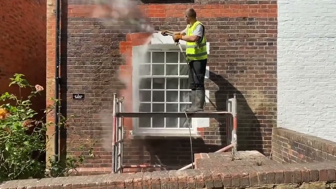 DOFF Steam Cleaning – Removing Paint from Decorative Brickwork (Precision Restoration)