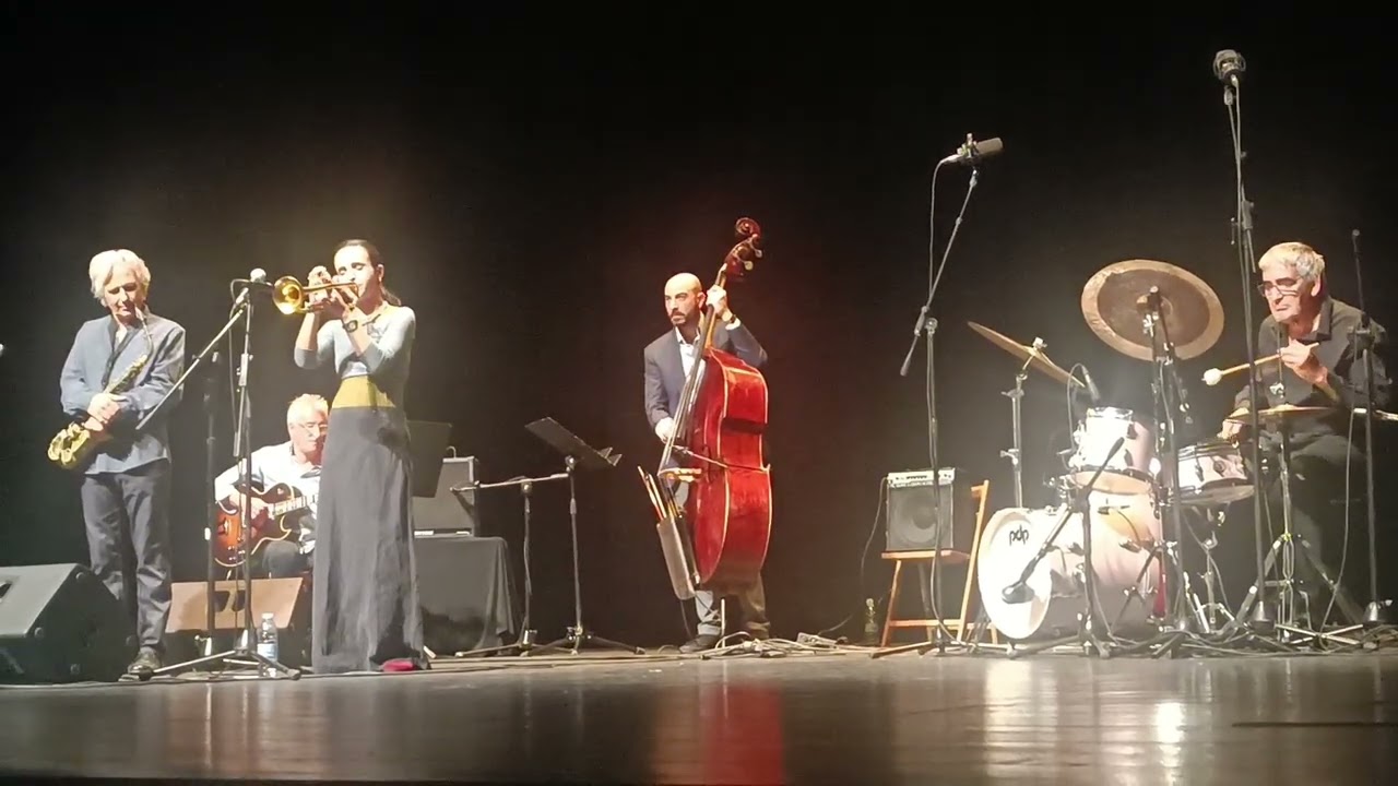 Andrea Motis y Perico Sambeat - Beija flor