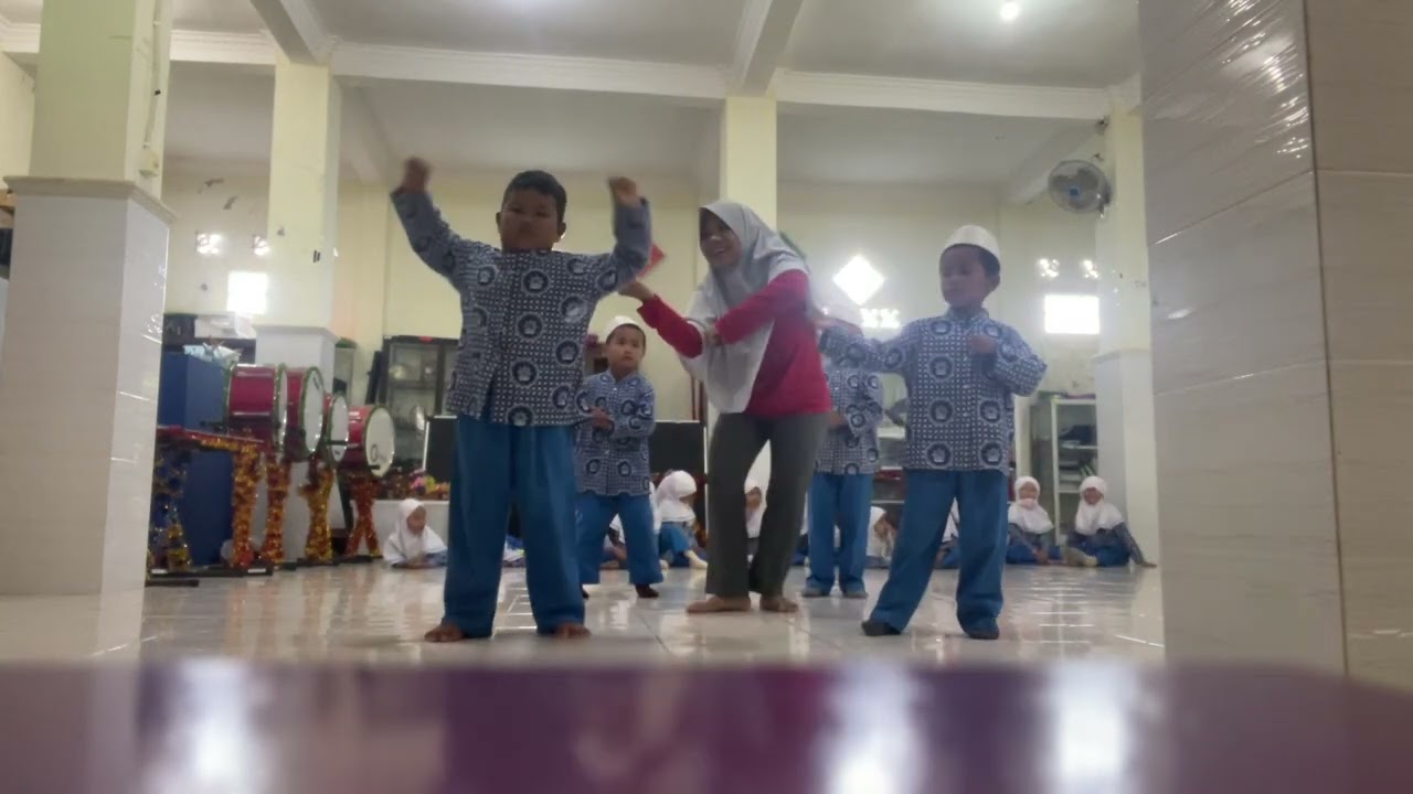 Tari Numpak Sepur Tk ABa Margomulyo 1 Seyegan