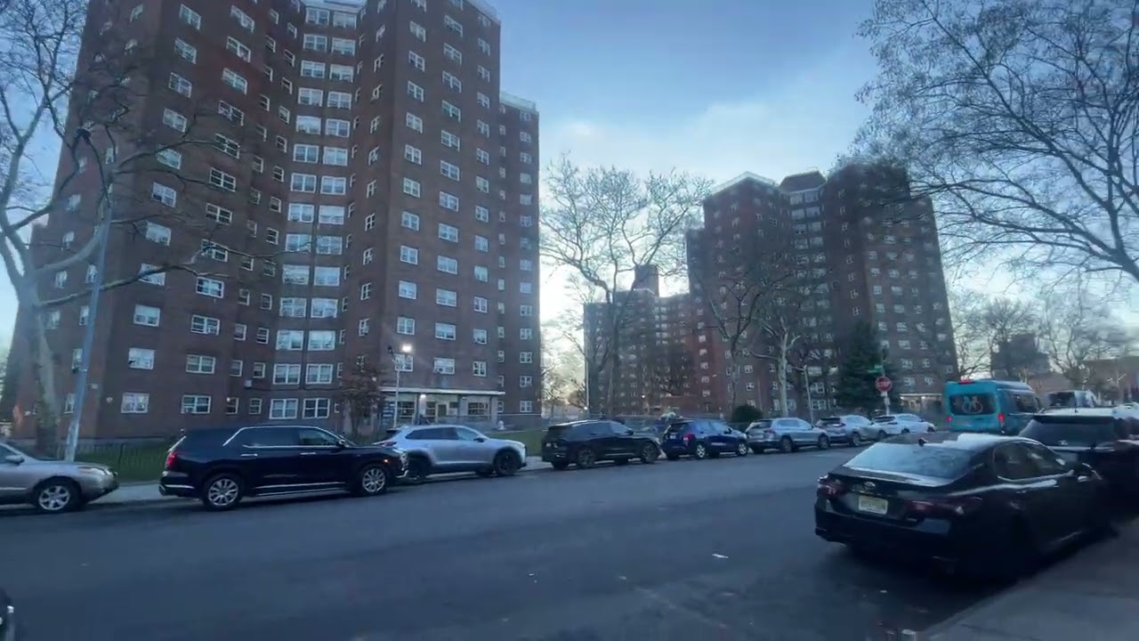 Roaming Albany Ave 