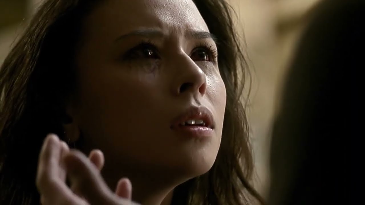Annabelle Zhu: Powers & Fight Scenes | The Vampire Diaries