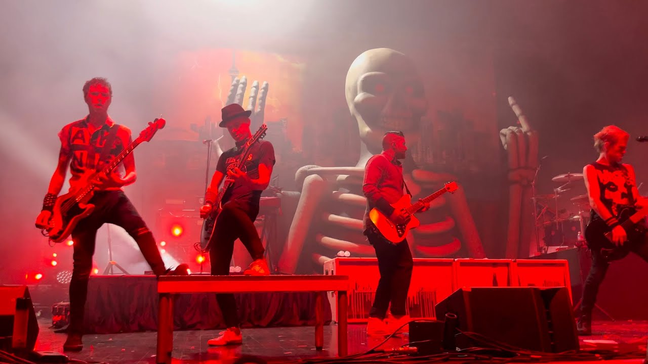 Sum 41: The Hell Song - Pittsburgh, PA - 05/03/2022 - Stage AE