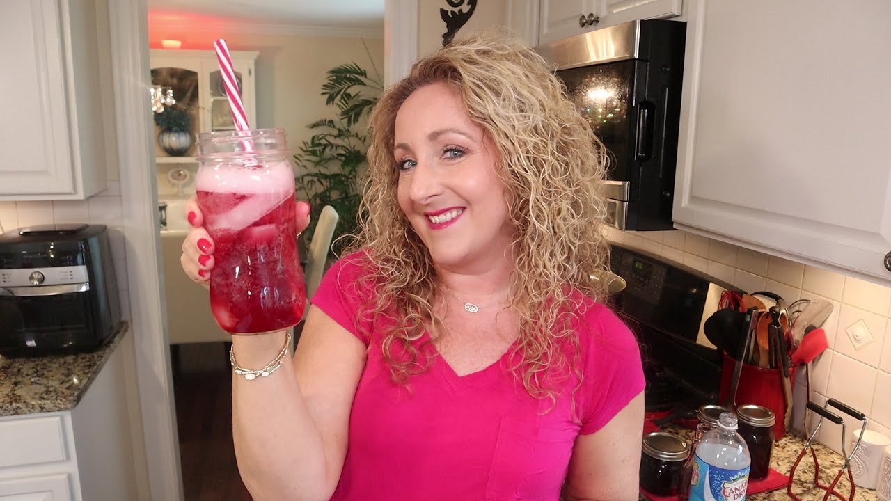 Home Canned Raspberry Syrup ~ Raspberry Soda ~ Holiday Gift Giving
