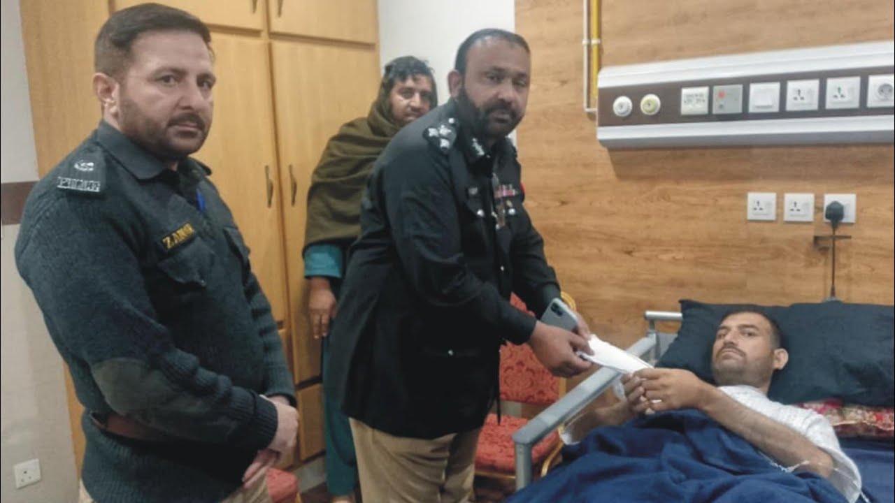 ڈی آئی جی ویلفیئر محمد کاشف مشتاق کانجو نے سب انسپکٹر دمساز خان کی عیادت
