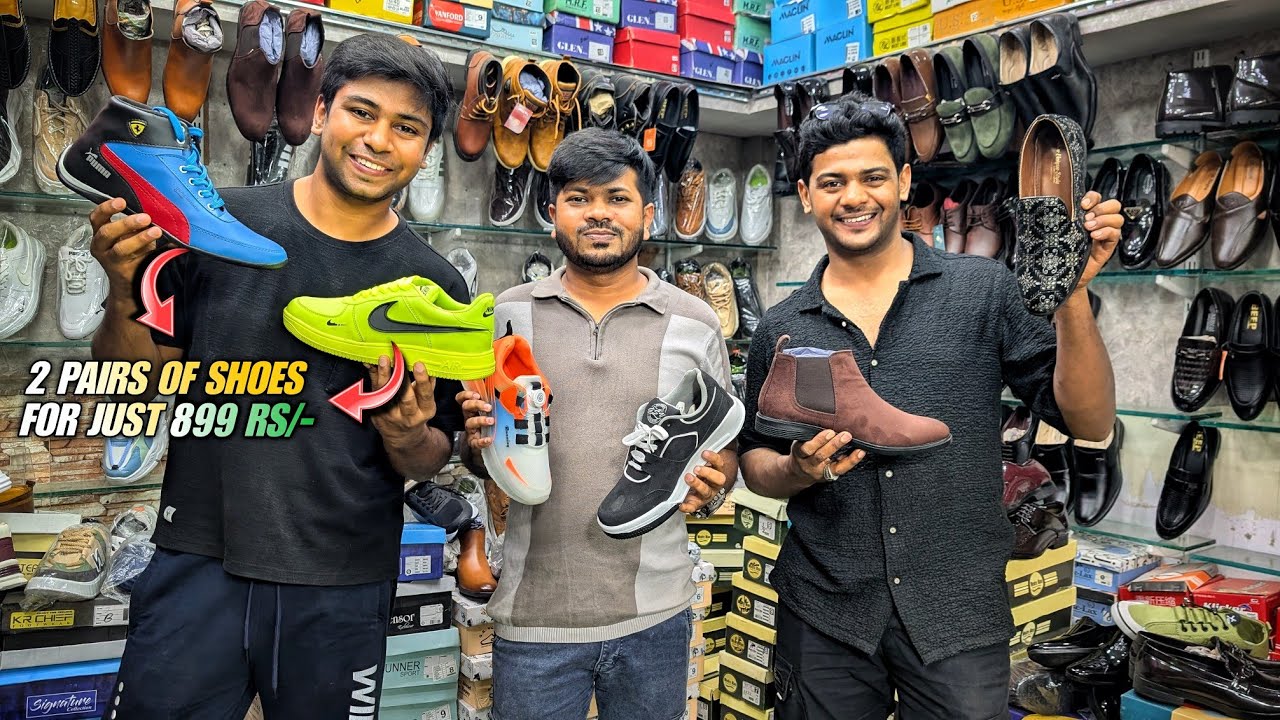 Wholesale shoes market in Bangalore Shivajinagar pick any 2 pairs for shoes for just 899 RS/- 🤑