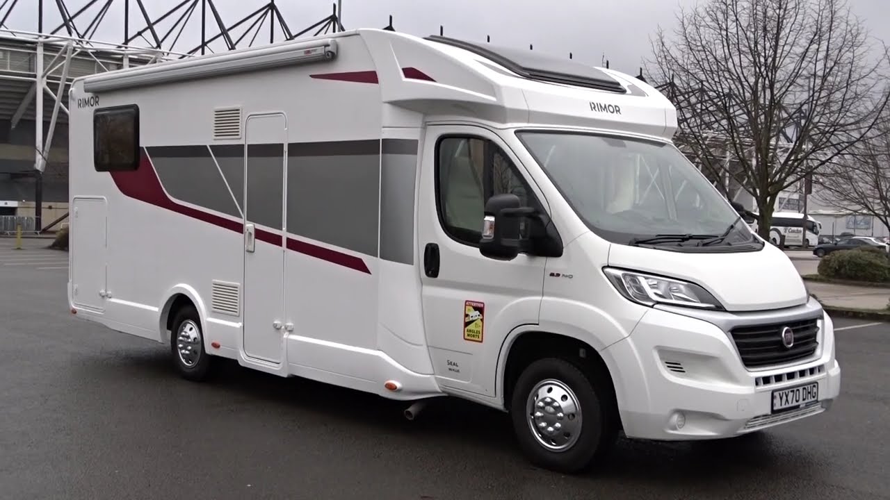 2021 FIAT 2.3 DIESEL RIMOR SEAL 99 PLUS MOTORHOME 4 BERTH 4 BELT 3500kg 3K MILES £51.995