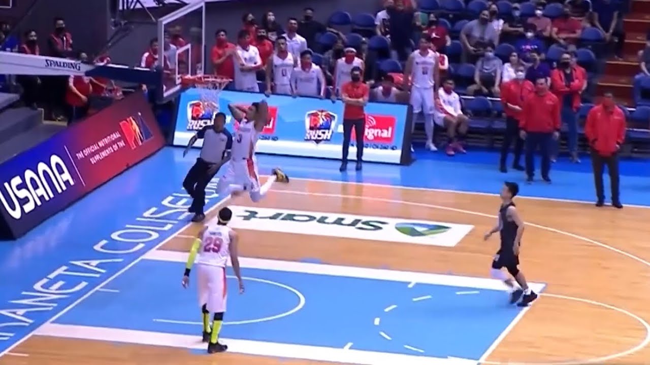 Jamie Malonzo emphatic dunk in a NorthPort win over Terrafirma