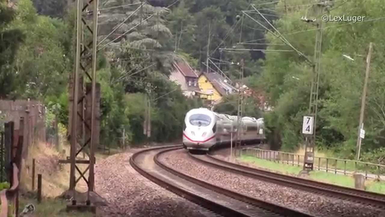 Zwei vorbeifahrende ICE 3 nach Paris und Frankfurt in Saarbrücken-Scheidt