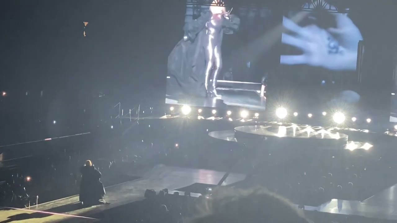 Madonna - Frozen - Toronto 1/12/24