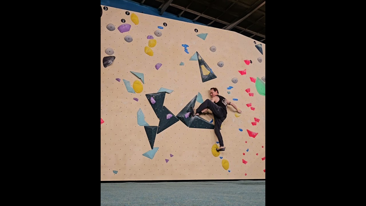 eddy.oduber bouldering @ boulderhal Kunststof