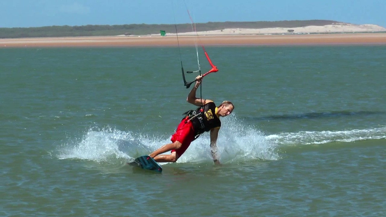 Kitesurfing Technique - Twin Tip Toeside Duck Tack Slow Mo