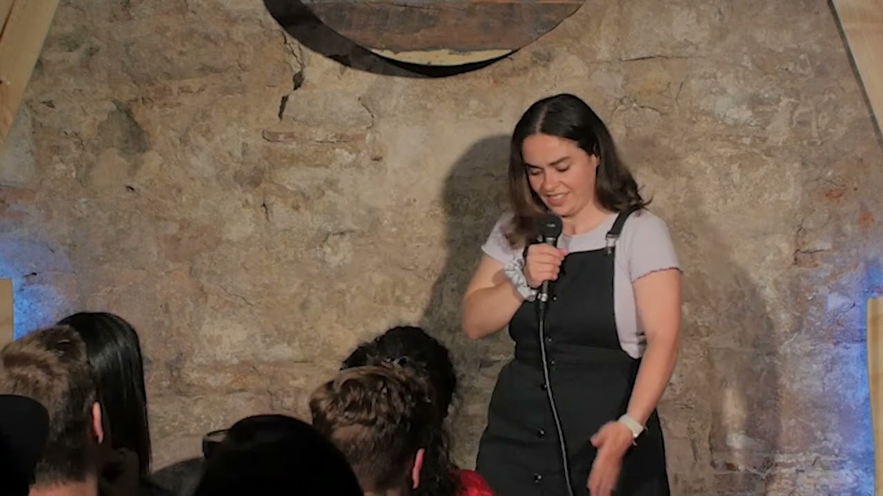 Stand-Up At The Clubhouse: Mariah Girouard