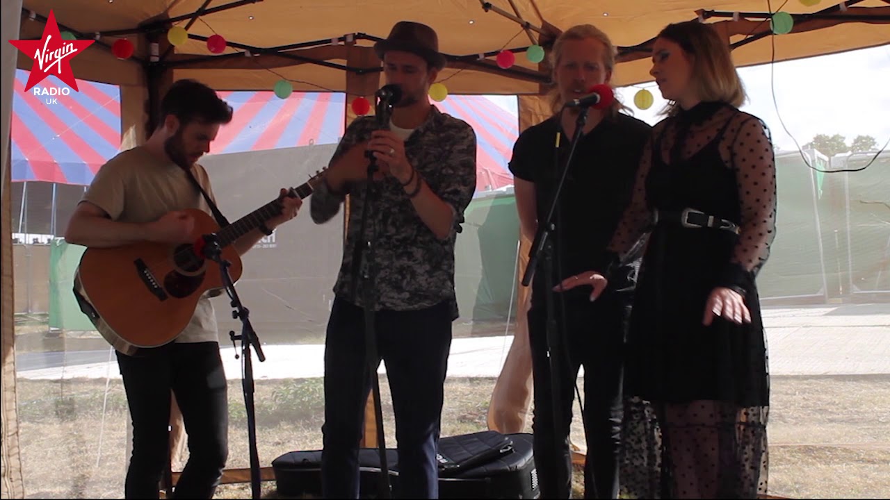 Walking On Cars - When We Were Kids live at Latitude