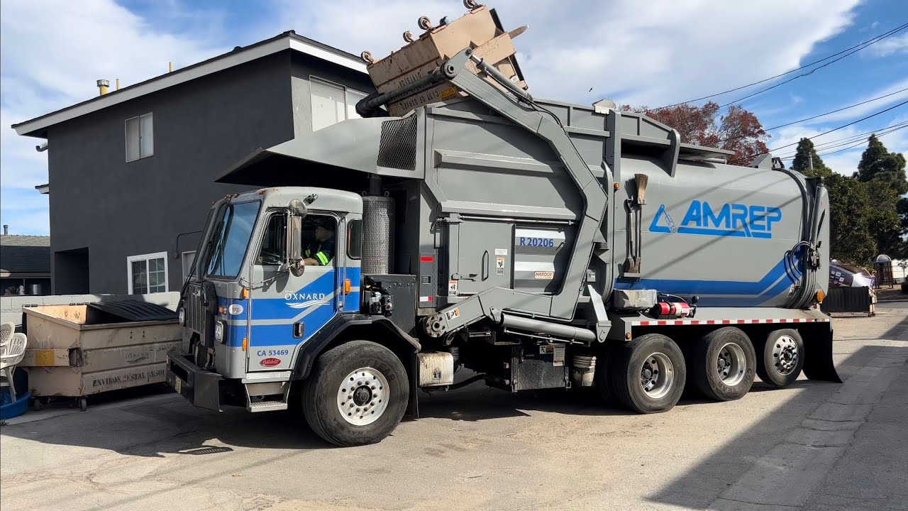 Oxnard Environmental Services: Peterbilt 520 Amrep Hardox FL R20206 (300 Subscribers Special)