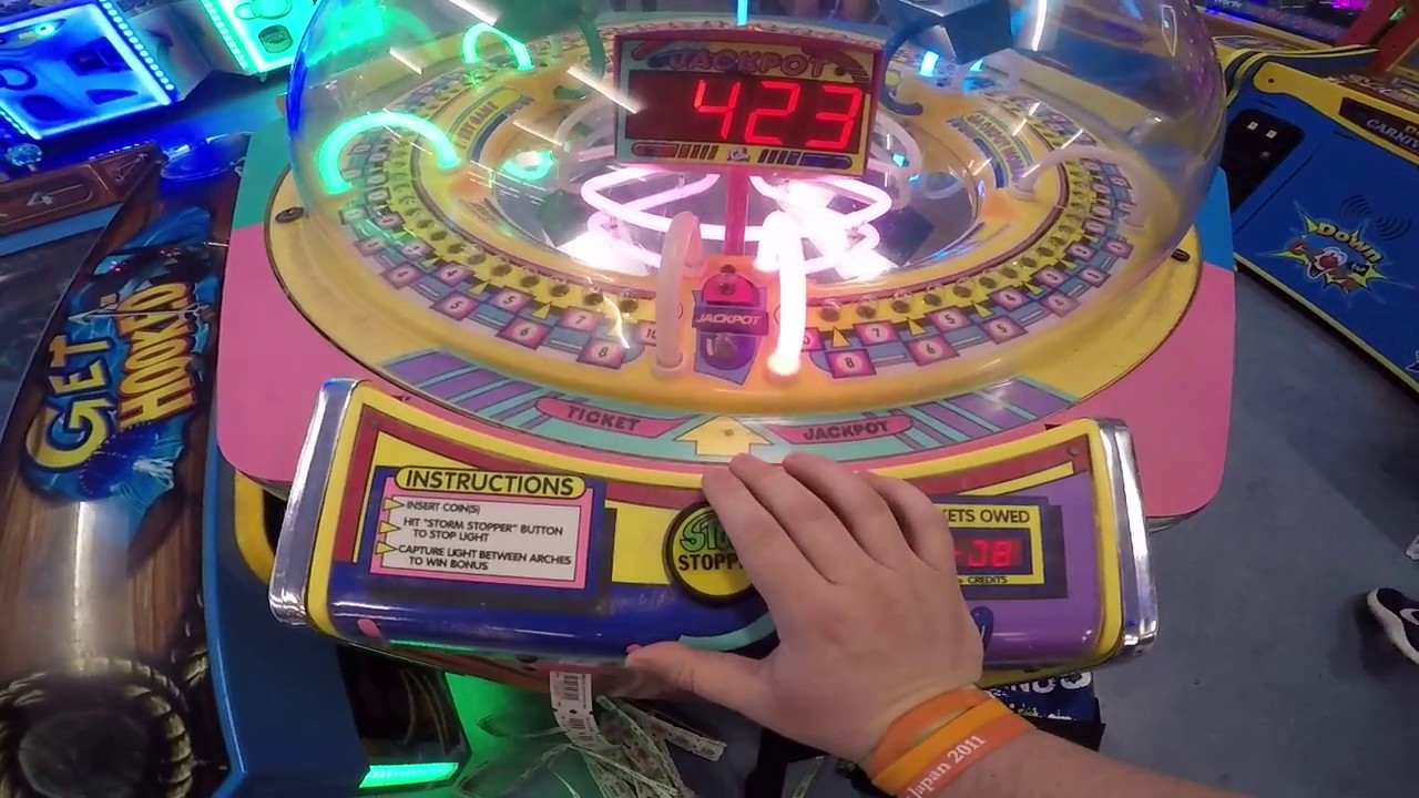Cyclone Arcade Game, 10 tries at it with a BIG JACKPOT WIN at Salisbury Beach :) (From 5/5/18)