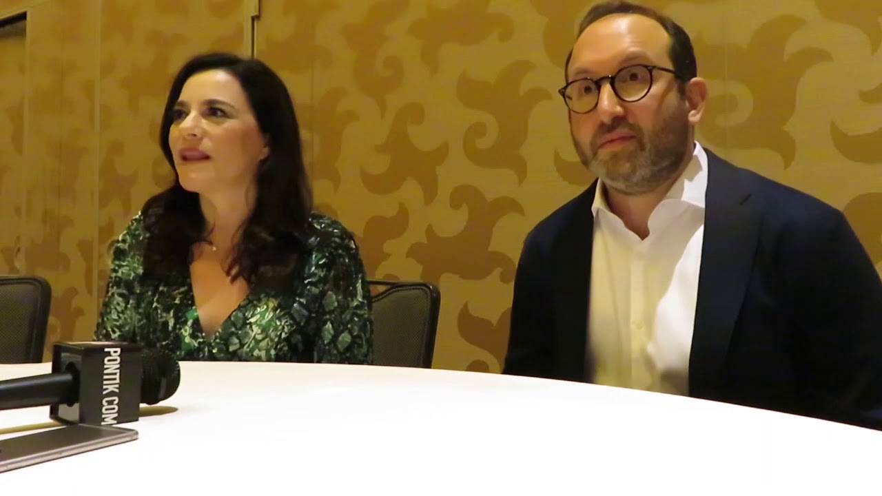 Jessica Queller & Robert Rovner: Supergirl - SDCC 2019