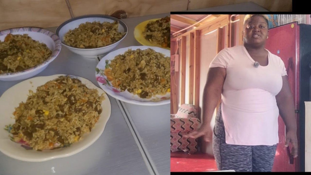 First time making fry rice with curry veggie chunks it was delicious 😋😋( watch till end)