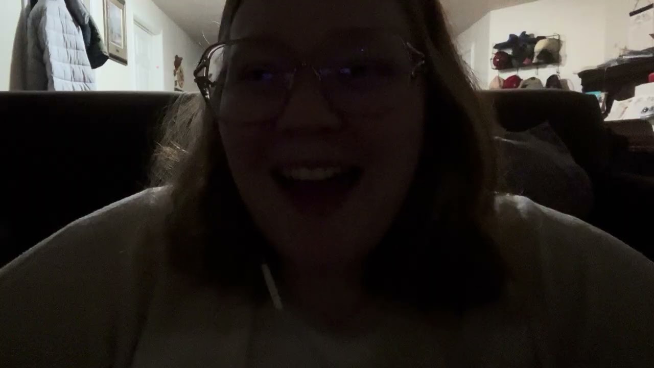 ASMR: whisper rambles, affirmations, hand movements 
