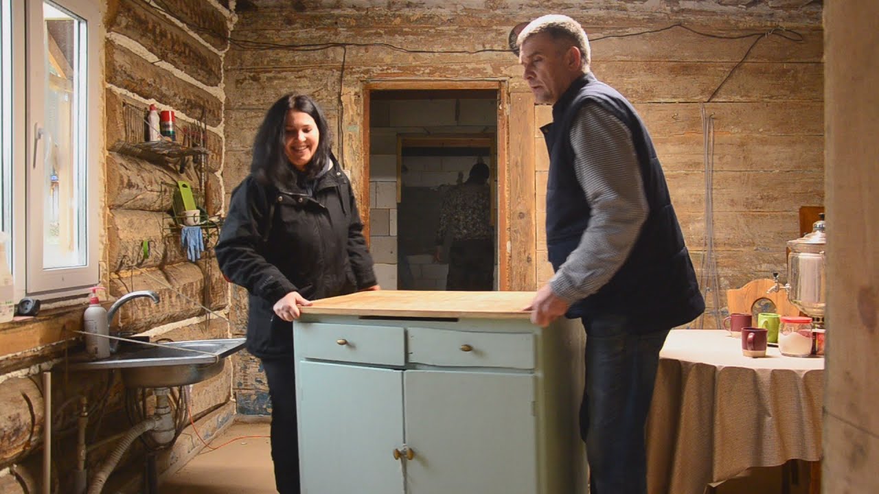 Country Living in an Old Forest House. Kitchen Makeover. Cooking on a Wood Stove