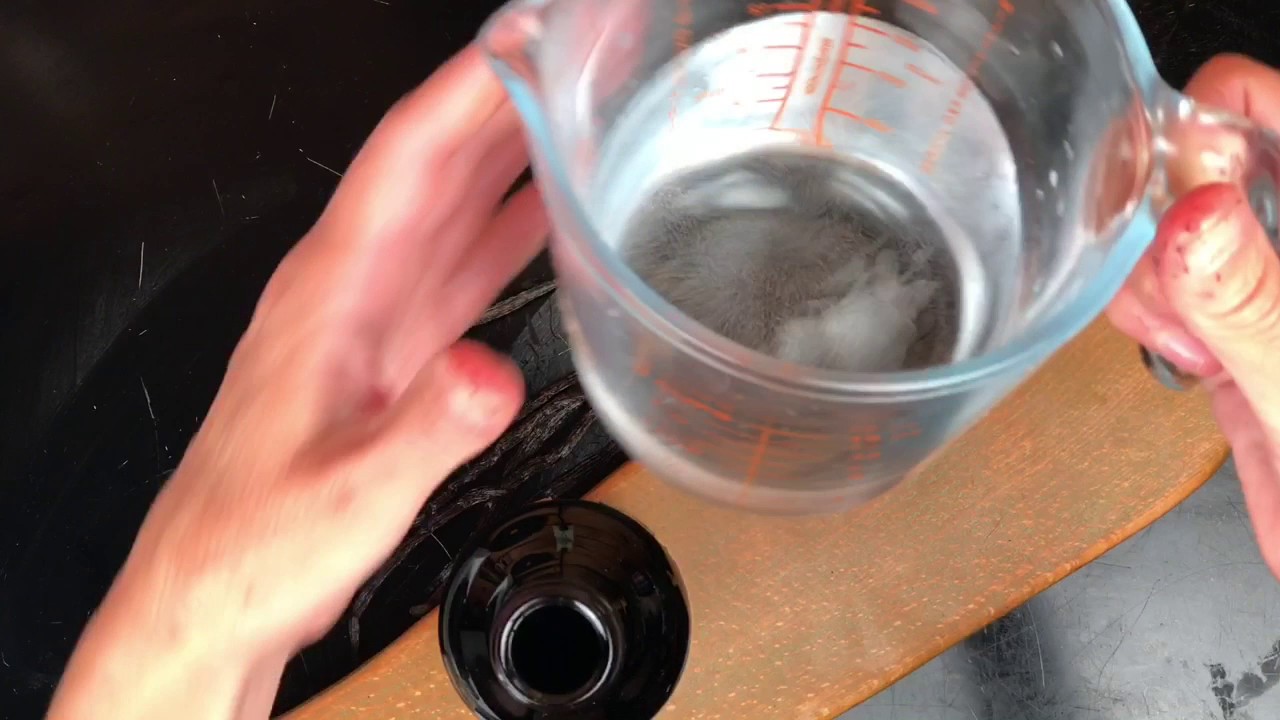 Homemade Vanilla Extract (Alcohol-Free)