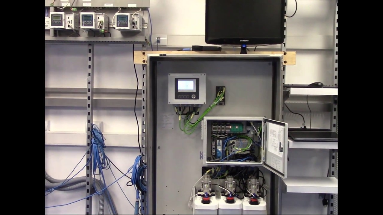 Componentes sistema de limpieza y calibración automática para medición de pH y ORP.