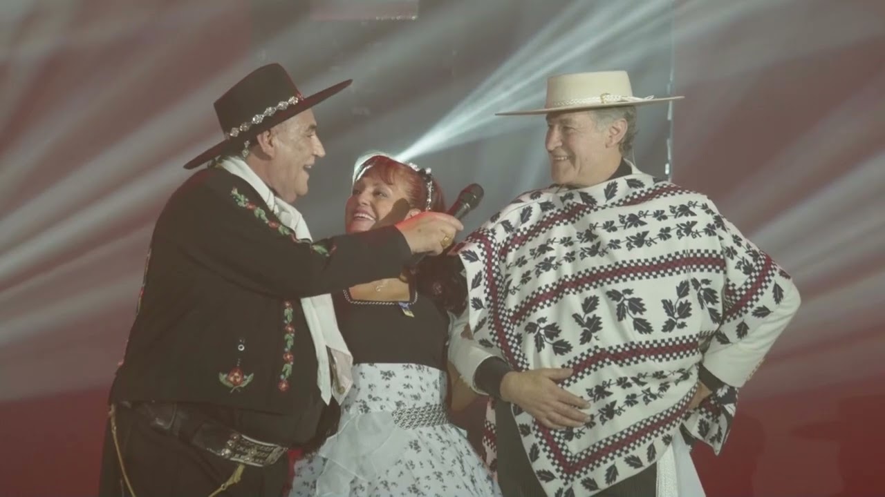 Chaqueño Palavecino - Cueca La Consentida + Invitados