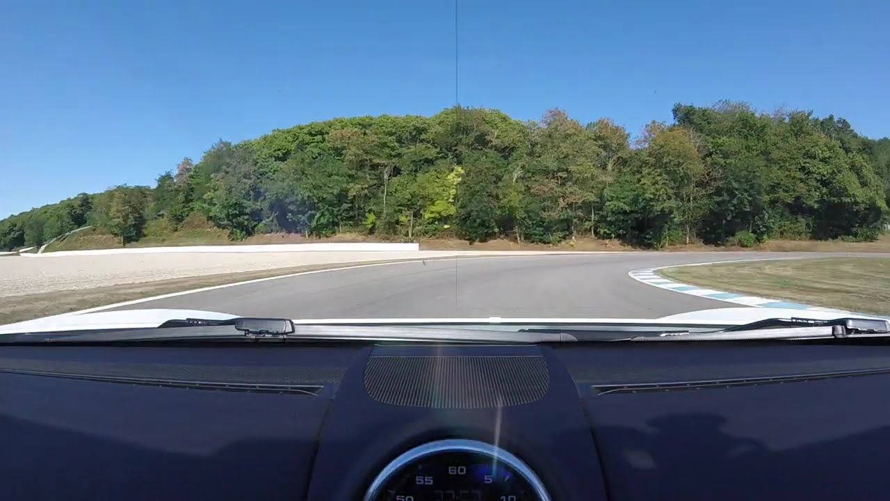 Stage de pilotage sur Porsche Cayman 718T - Circuit du Laquais (38)
