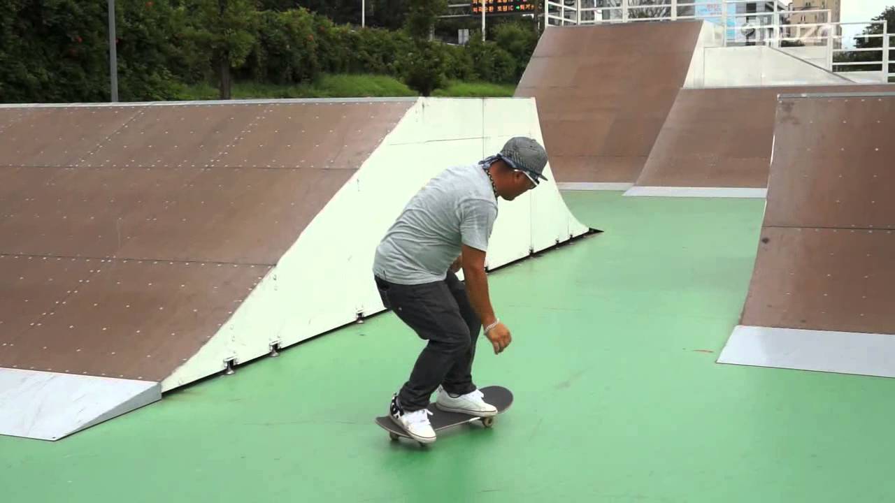 이상이프로의 스케이트보드 트릭팁 탑10 -KICK FLIP