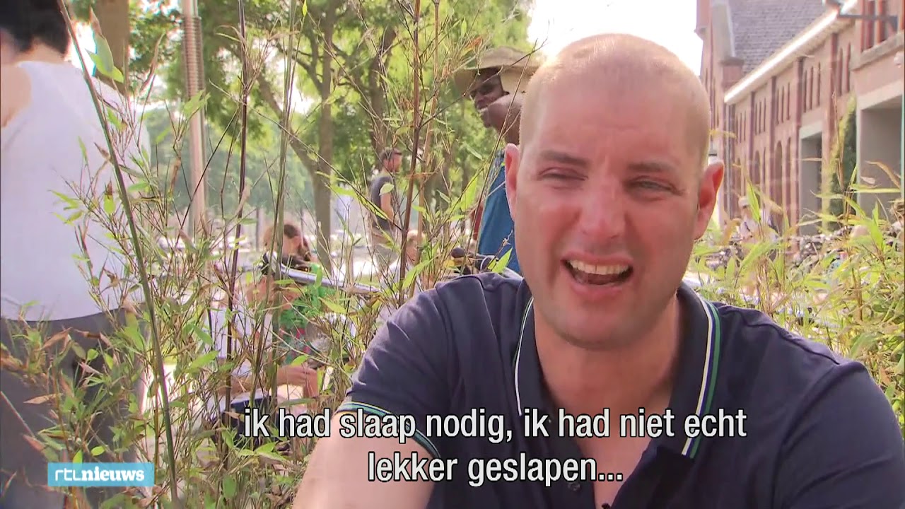 Schuurplekken en spierpijn: zo zwom Maarten zijn Elfstedentocht