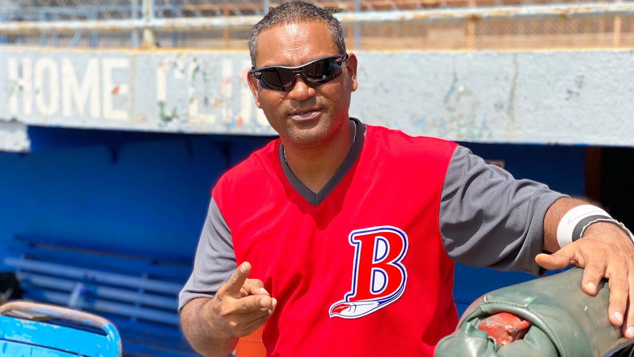 Carlos Alfaro León - JIMMY GONZÁLEZ, LEYENDA EN LOS INDIOS DEL BÓER