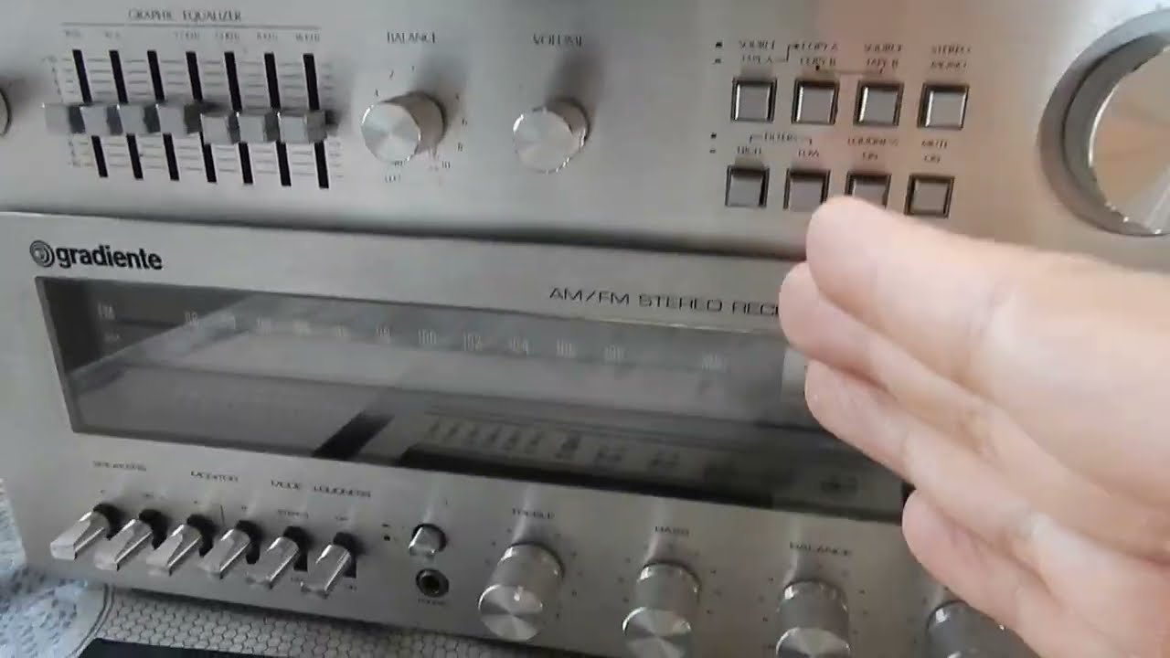 Polyvox PR 4150 ou Model 1300 Gradiente -qual receiver escolher? cl&aacute;ssicos dos anos 80
