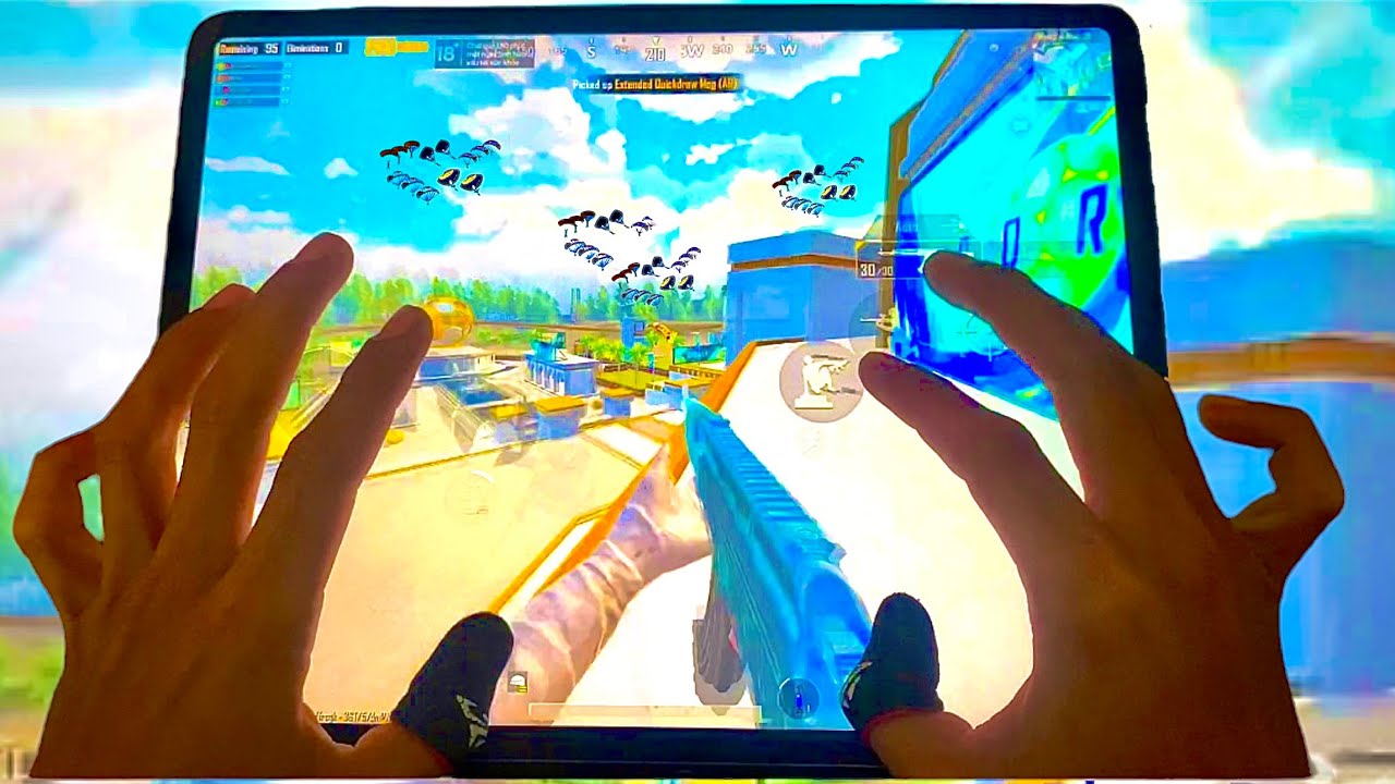 OMG!!😱RANDOM SQUAD SHOCKED with MY SKILLS | 10fingers Handcam Full Video [PUBG MOBILE]