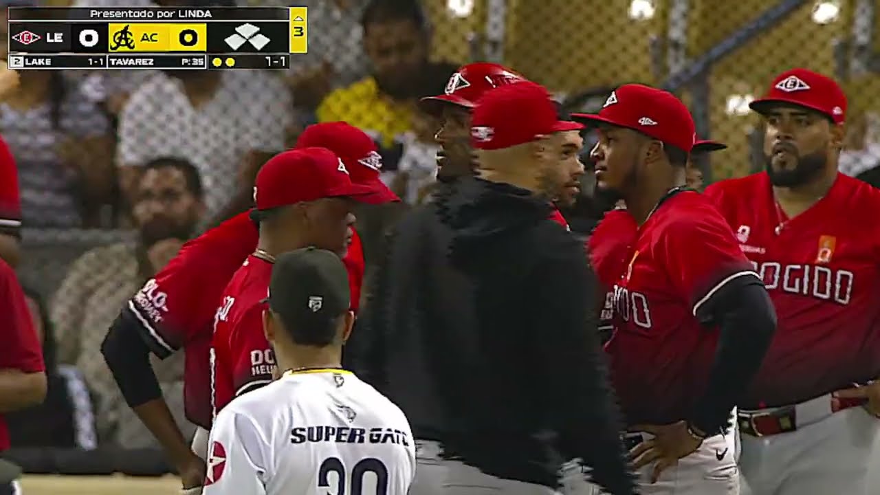 Se Vaciaron Las Bancas Entre Aguilas Vs Licey Por Junior Lake!