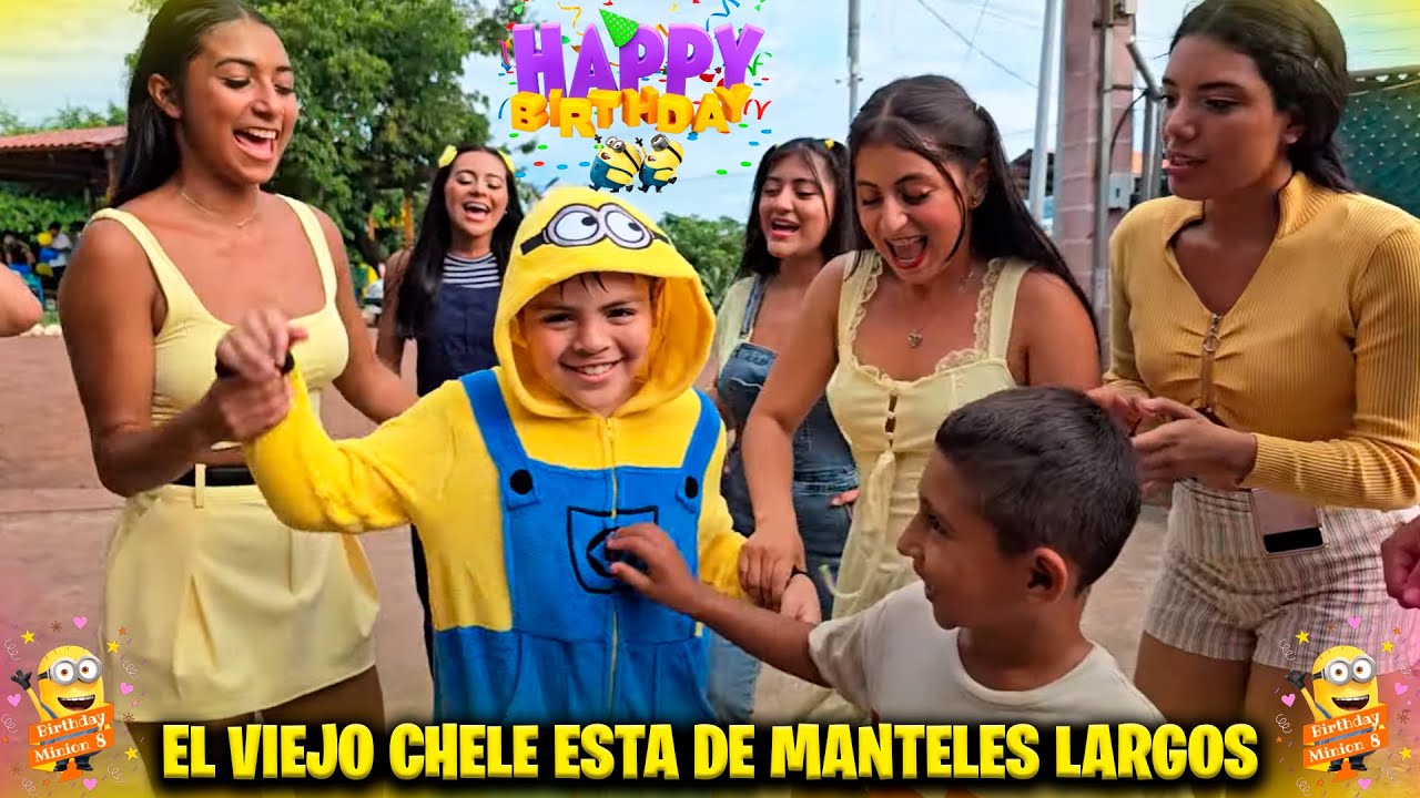 Llegó el cumpleañero disfrazado de MINIONS. Camila le reprocha a Nano que no llevo regalo