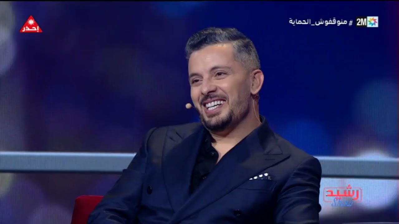 من بينها صورة ابنته ووالده.. الفنان حاتم عمور يعلق، بتأثر كبير، على مجموعة من الصور